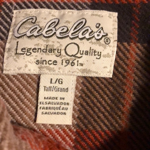 Cabela’s men’s plaid shirt EUC - Picture 2 of 7